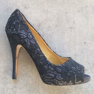 Designer Bottega Women’s Sz 7 Veneta Black Peep Toe Lacey Sexy Heels/Pumps